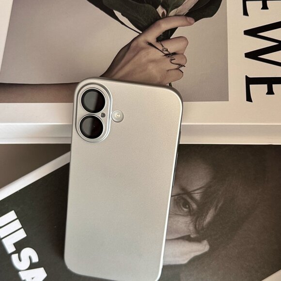 Cream iPhone16 Case - Picture 2 of 3